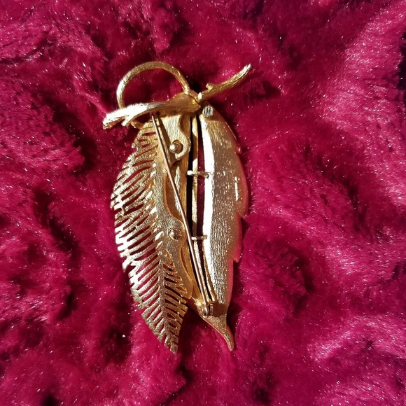 LISNER VINTAGE 1970's GOLD LEAF BROOCH! - Picture 5 of 8